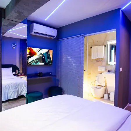 The Bubbles - Jacuzzi Hotell