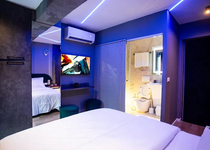 The Bubbles - Jacuzzi Hotel