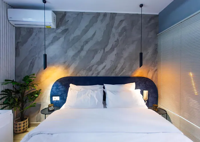 The Bubbles - Jacuzzi Hotel