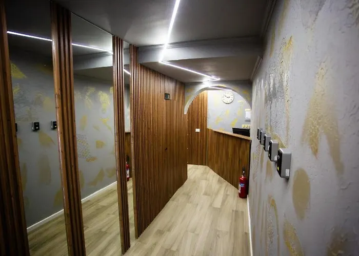 The Bubbles - Jacuzzi Tirana